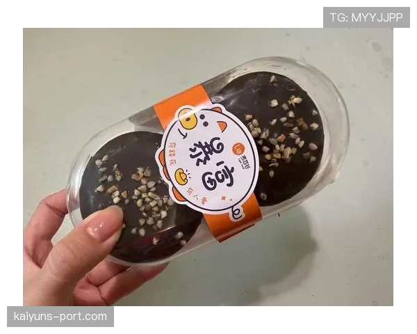 苏翊鸣这生活简直像高压锅，连吃个快乐都得先算好碳水量？